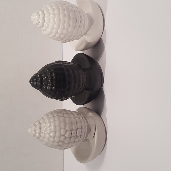 Buddha Head Ceramic Incense Holder   Set of 3  color:White/Black/ Gray - Picture 2 of 4